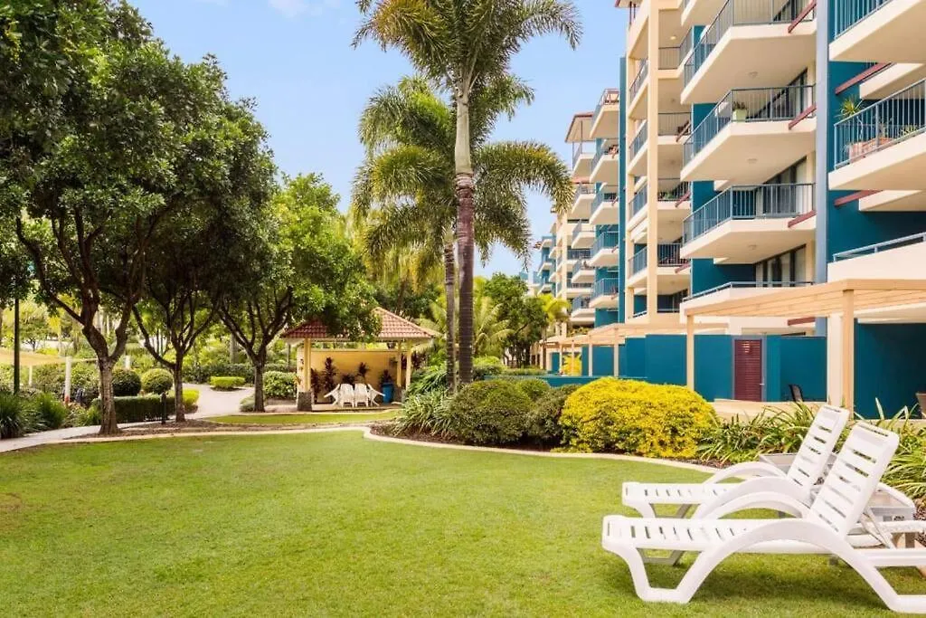 Panoramic Ocean View 2 Bed 2 Bath Apartment Alexandra Headland Australia